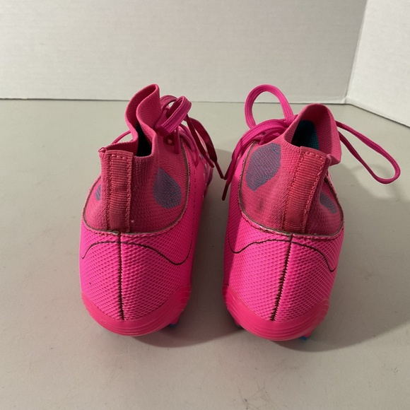 Pink Soccer Cleats Size Youth 3 - Picture 7 of 11